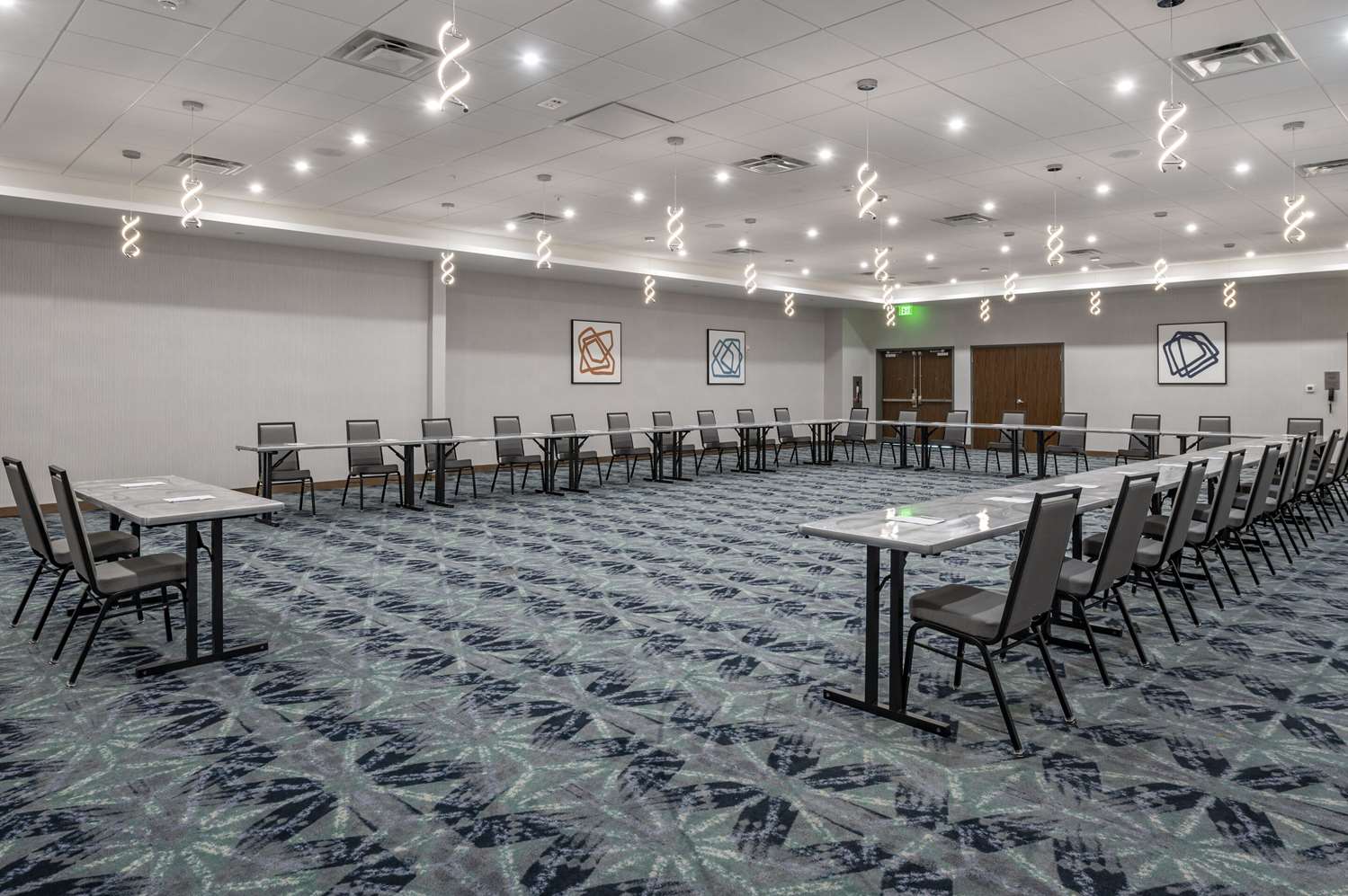 Cambria Hotel Nashville Airport 32/35