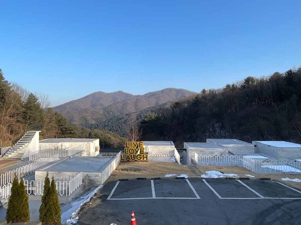 Over The Mountain 26/50