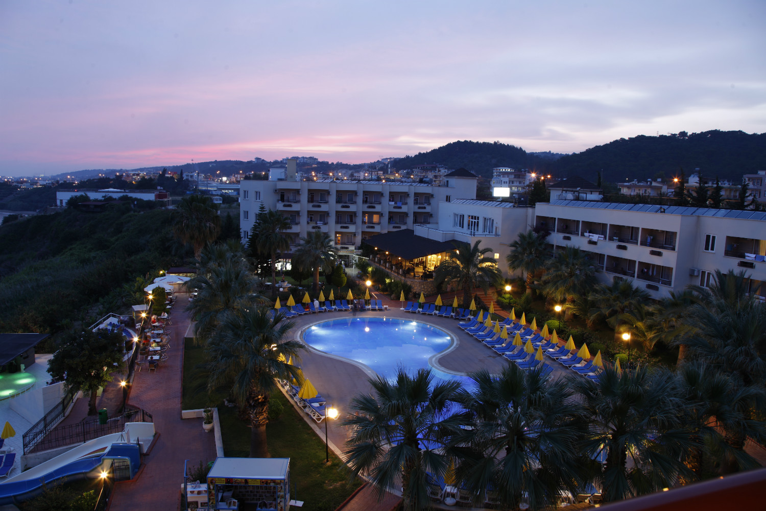 Aska Bayview Resort Hotel 31/32