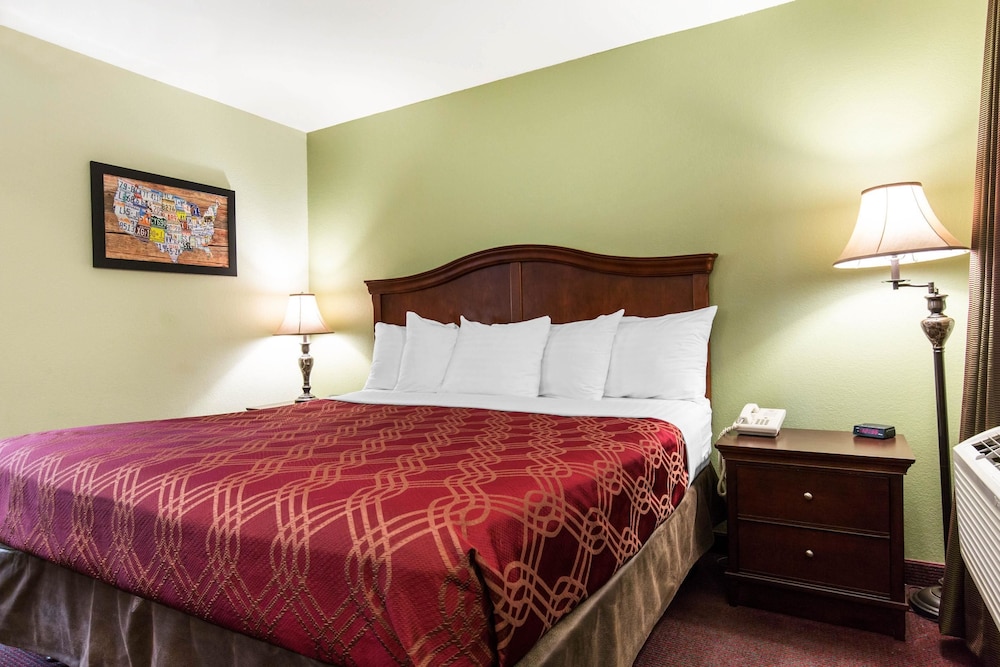 Baymont by Wyndham Branson Thousand Hills 13/42