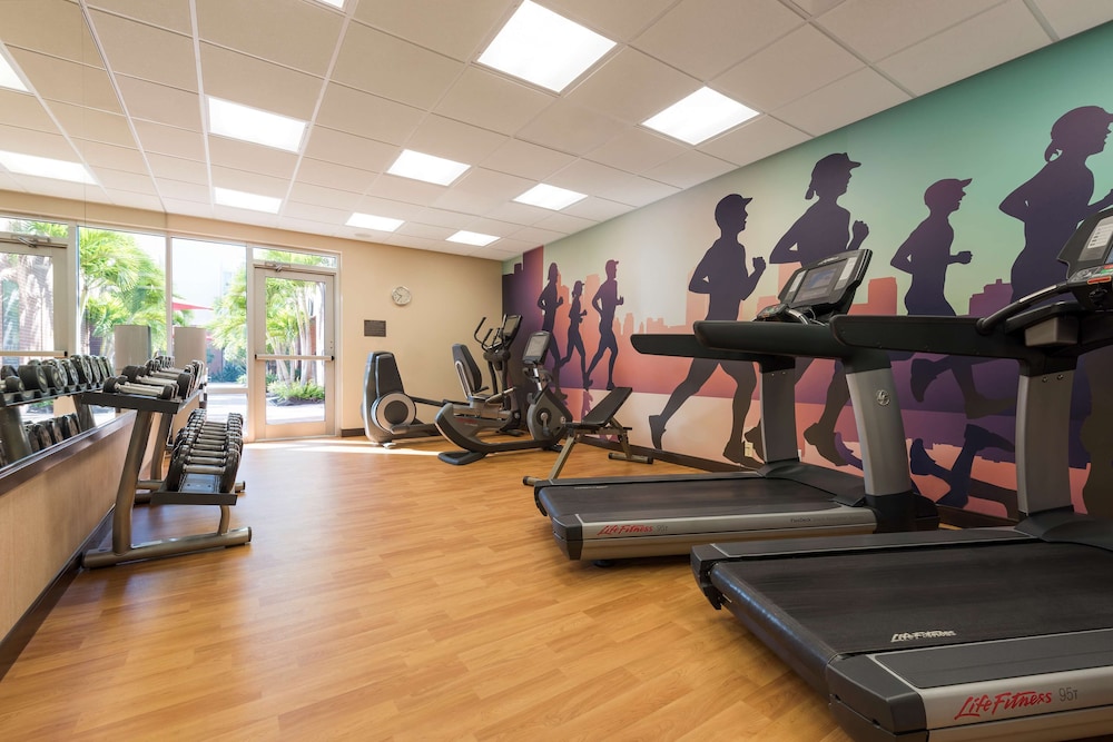 Hyatt Place Sarasota Bradenton 30/65