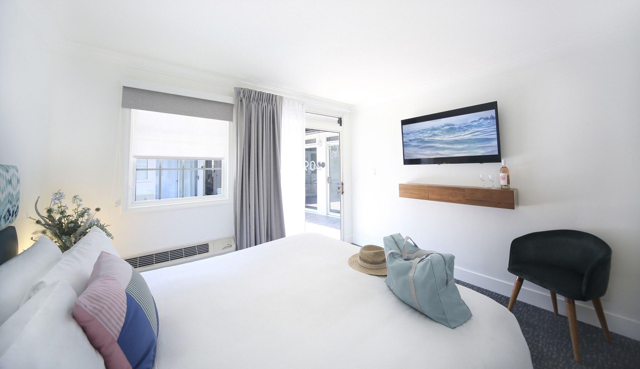 Room, Queen Bed
