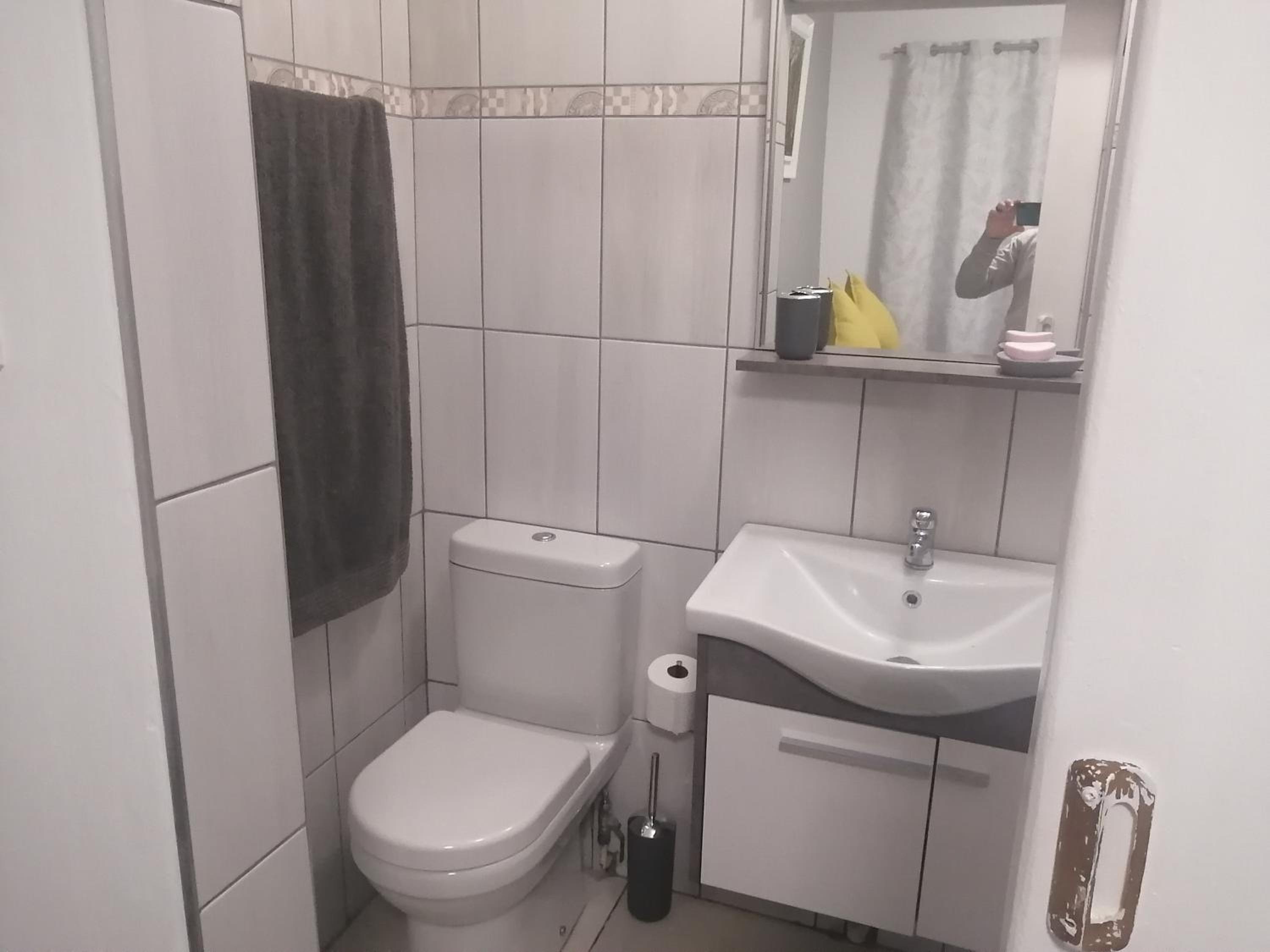 The Bridge unit 31 Ground floor unit in Prime Spot 28/31