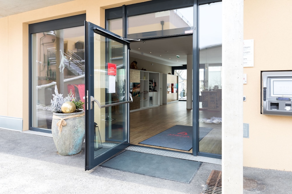 Amedia Luxury Suites Graz Trademark Collection by Wyndham 9/50