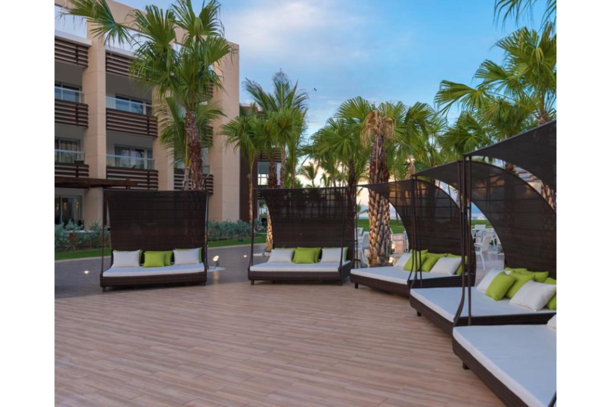 Bakour Punta Cana Suites 74/78