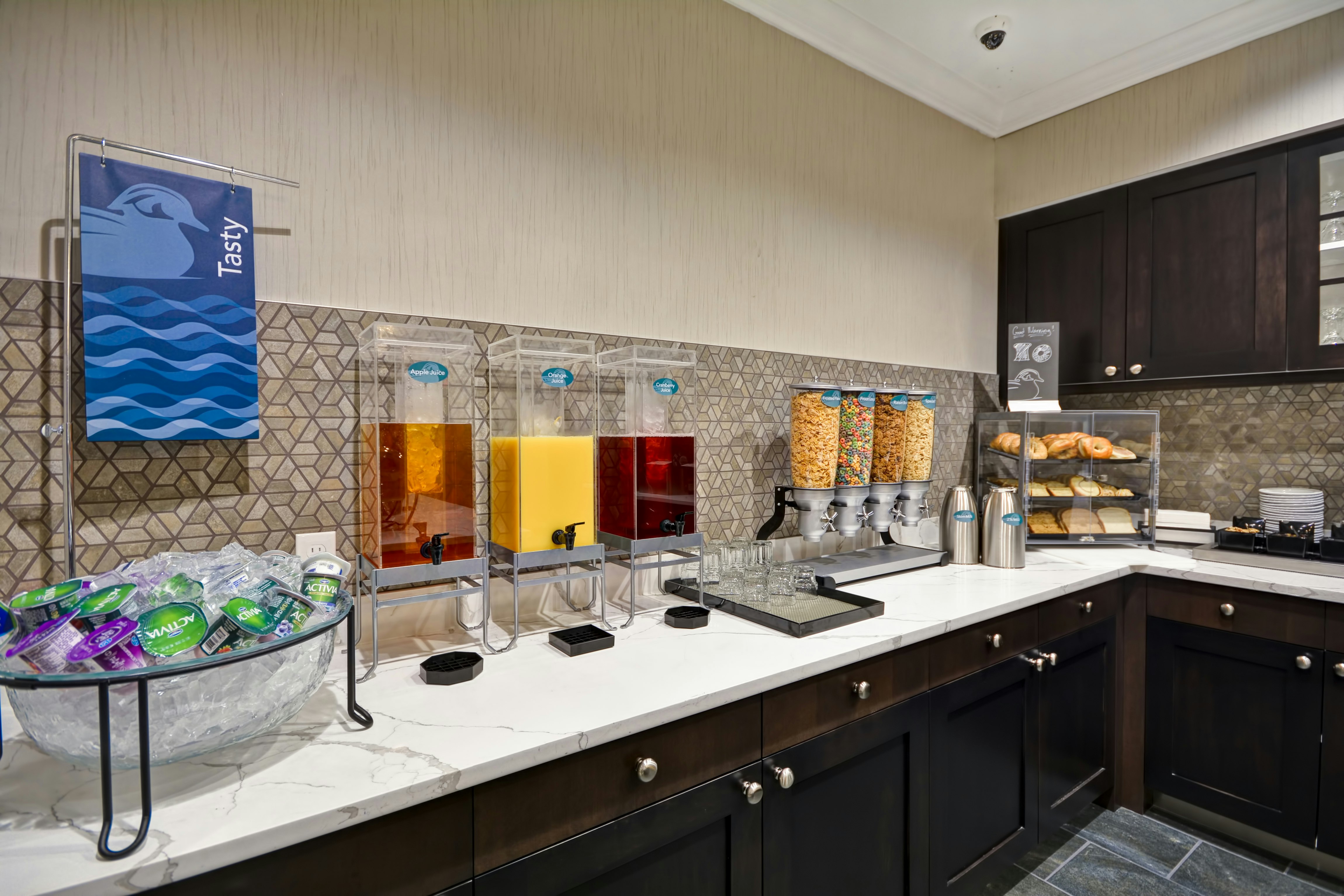 Homewood Suites by Hilton Warren Detroit 57/57