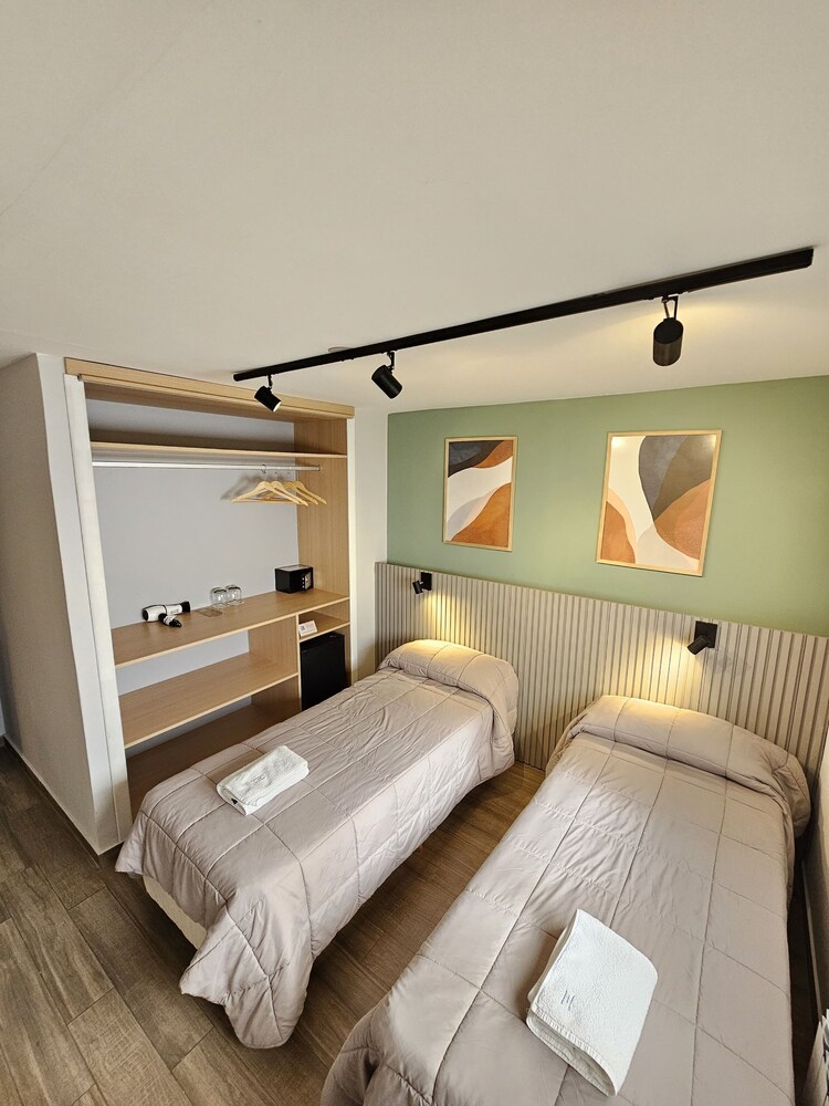 STANDARD, DOUBLE BED