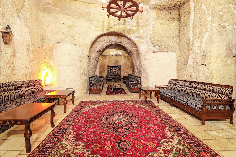 El Ruha Hotel 24/50