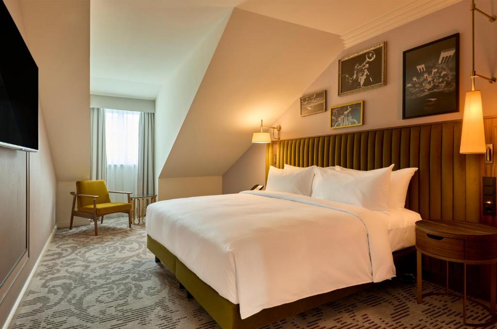 Standard, Double Bed