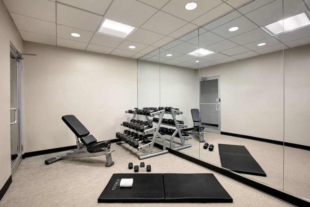SPRINGHILL SUITES MARRIOTT BALTIMORE DOWNTOWN/INNER HARBOR 24/36