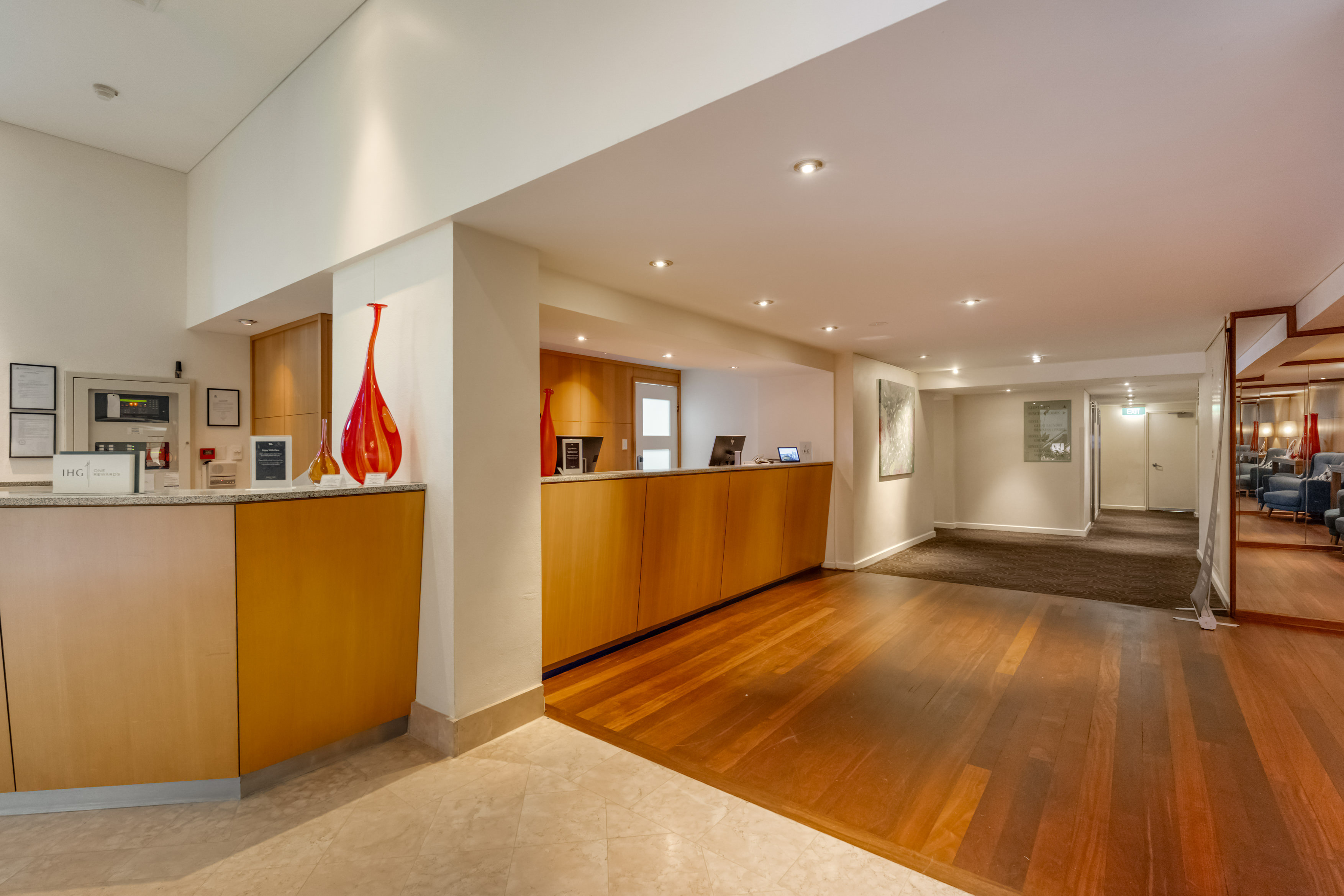 Crowne Plaza Perth 4/50