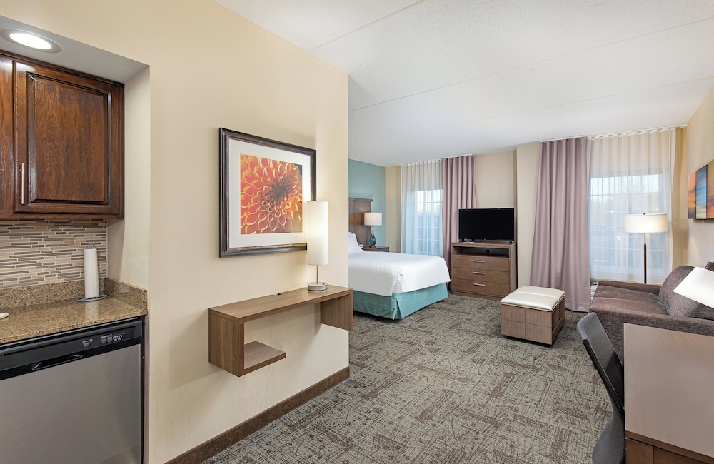 Staybridge Suites Knoxville Oak Ridge, an IHG Hotel 17/50