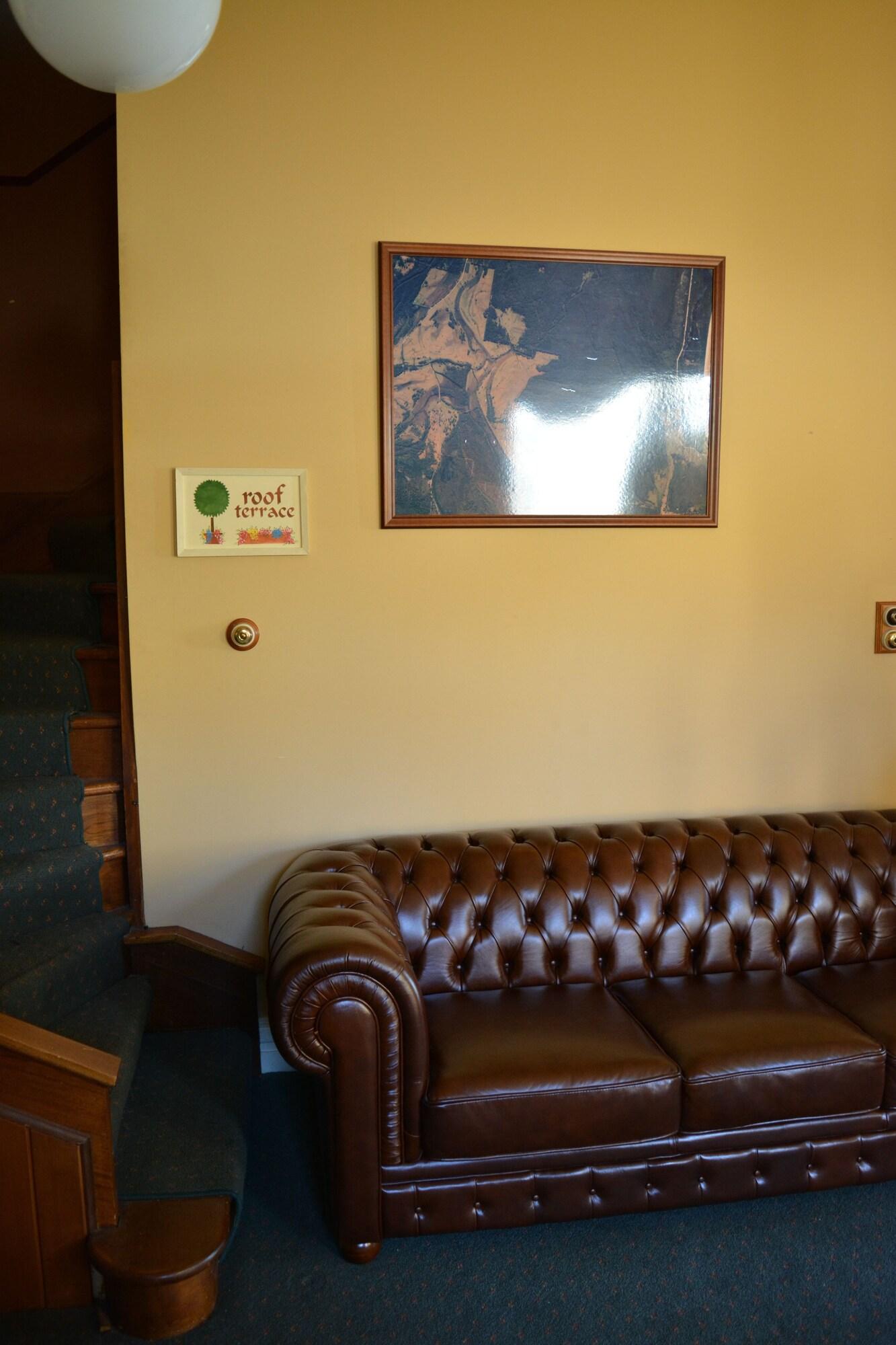 AUSTRALIAN HERITAGE HOTEL 33/53