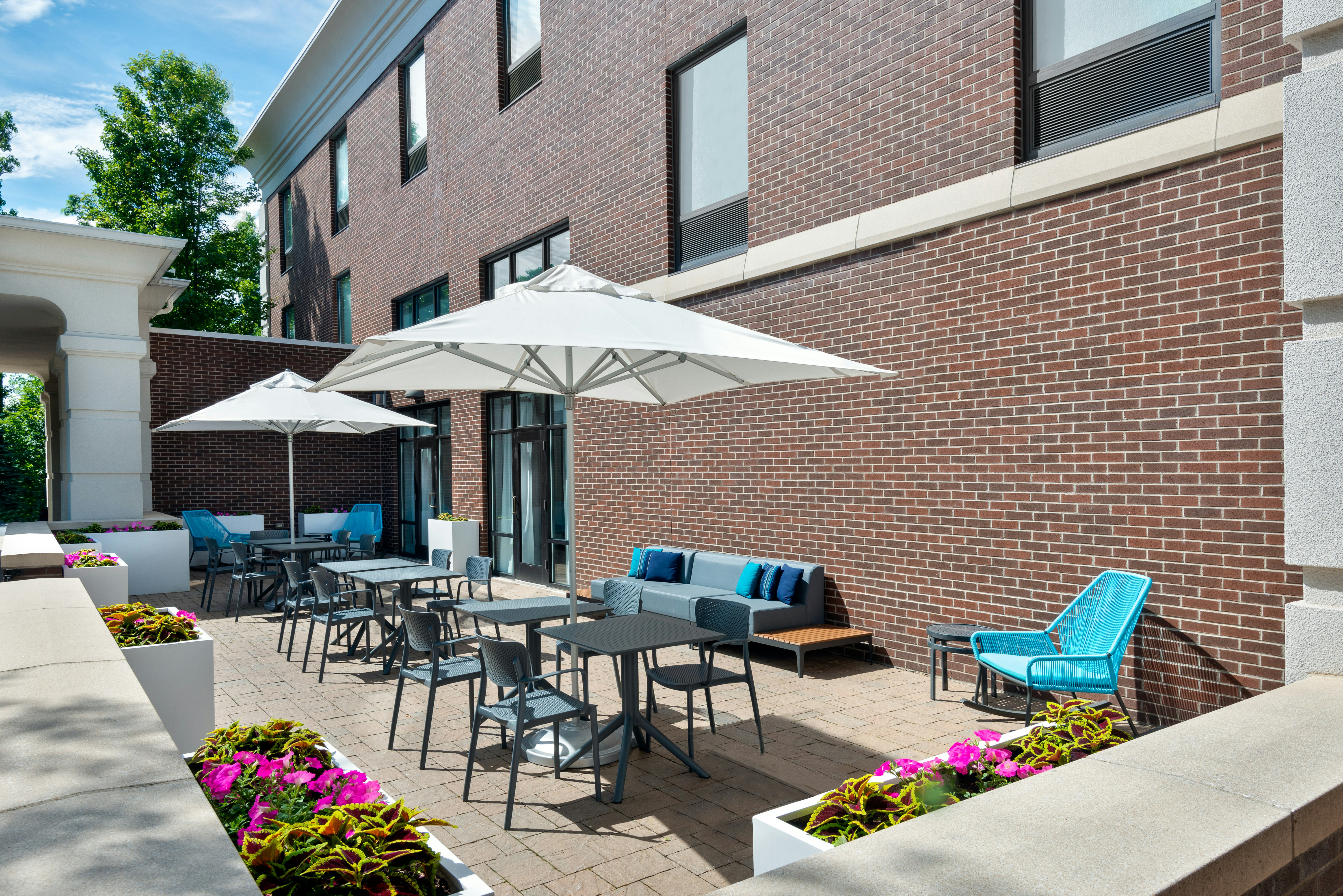 Hampton Inn And Suites Hartford/Farmington 74/76