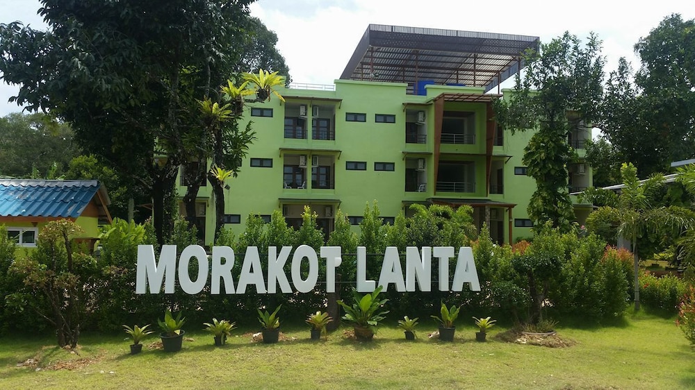 Morakot Lanta Resort 56/63