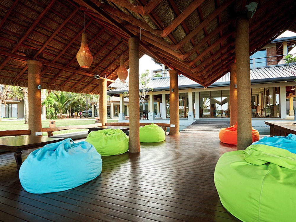Amaranthe Bay Resort Spa 34/55