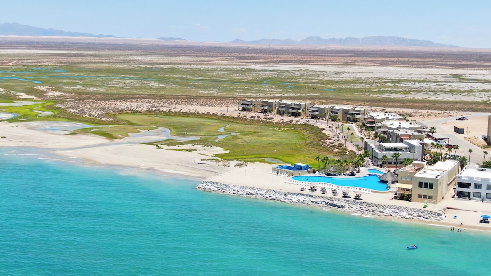 Laguna Shores Resort 46/49