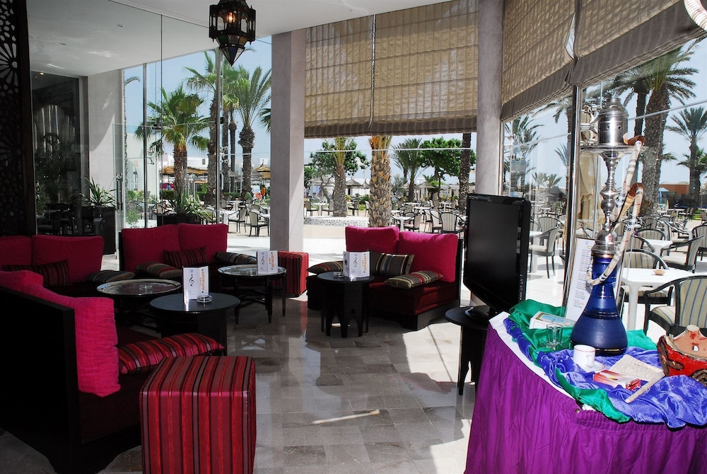 El Mehdi Beach Resort 48/84