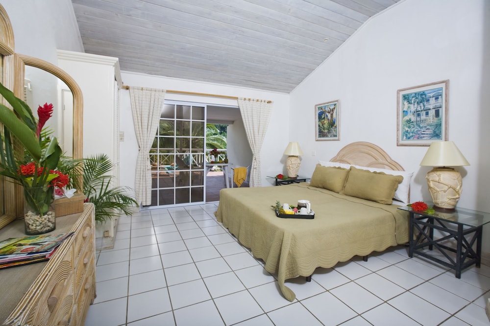 Marigot Beach Club and Dive Resort 52/75