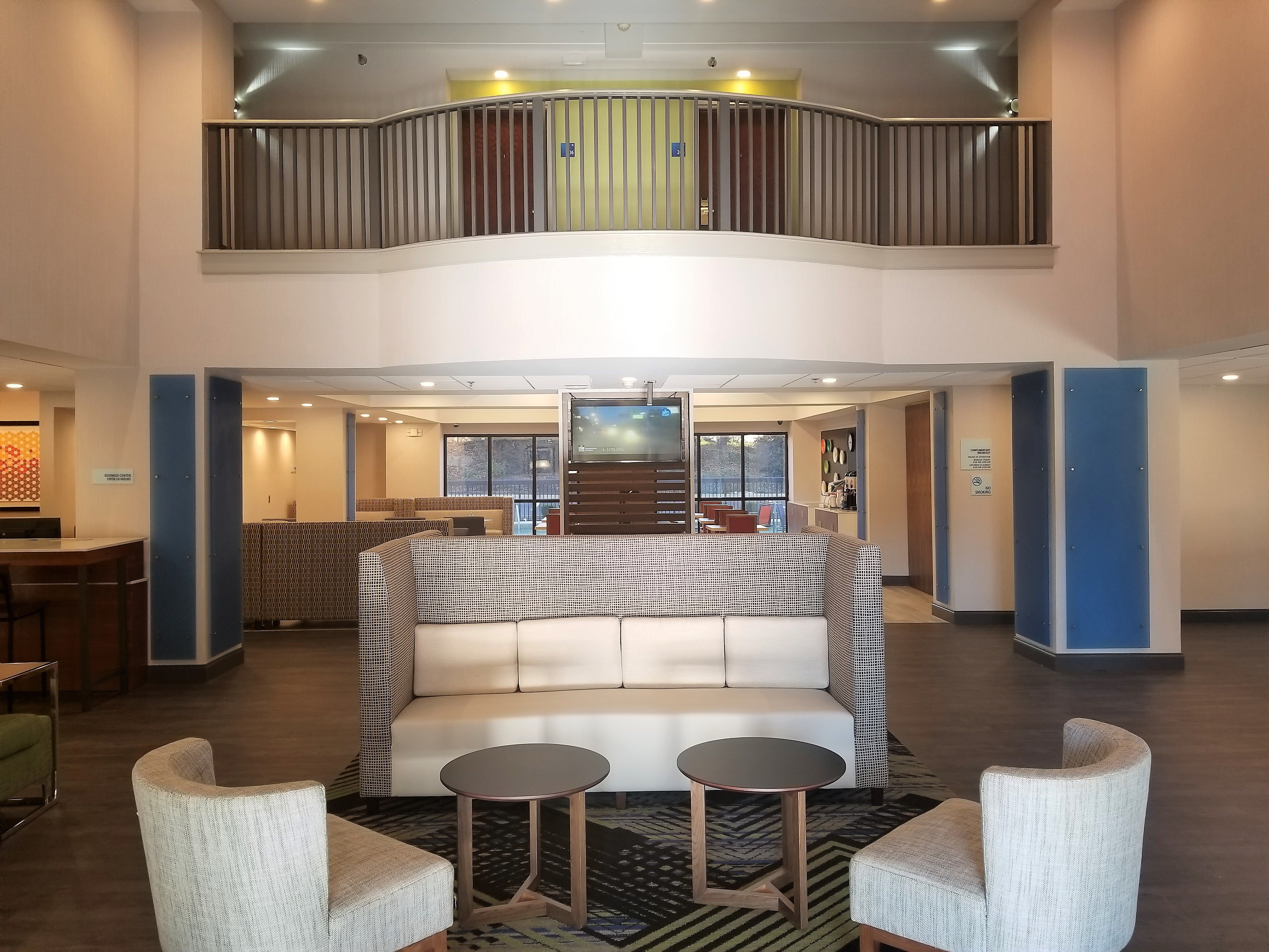 Holiday Inn Express Suites Columbia Two Notch 5/18