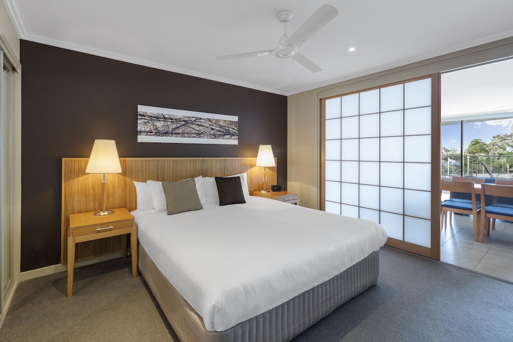 شقة بسرير كينج بإطلالة على البحر بغرفة نوم واحدة، Oaks Hervey Bay Resort and Spa 2/6