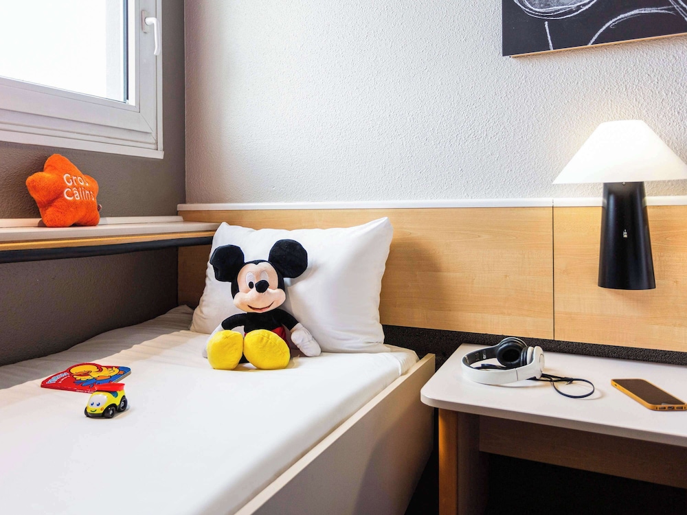 Ibis Bordeaux Pessac 27/70