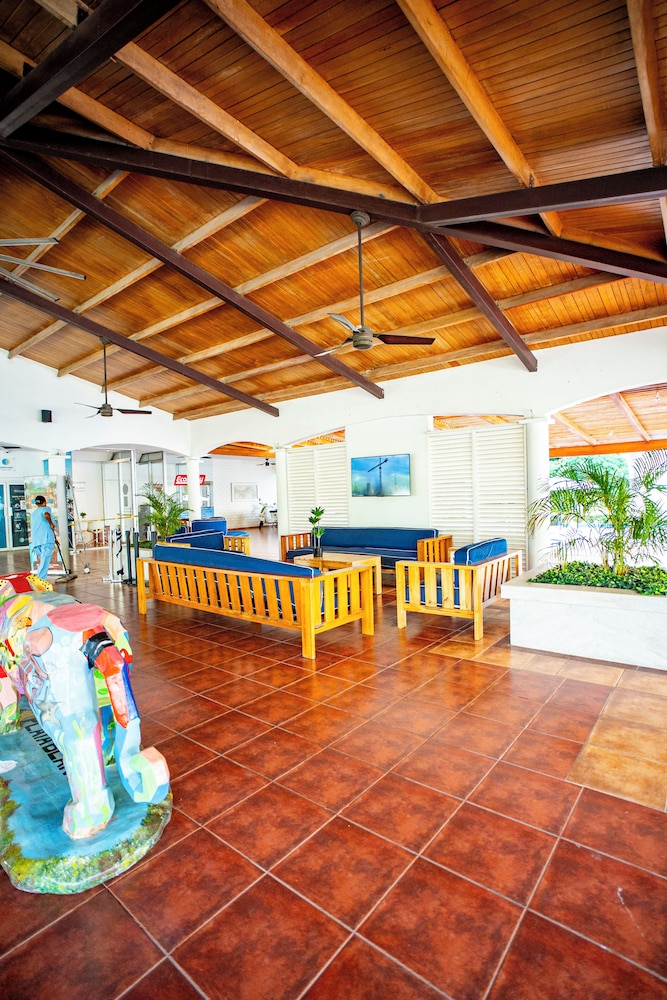 Playa Blanca Beach Resort - All Inclusive 7/61