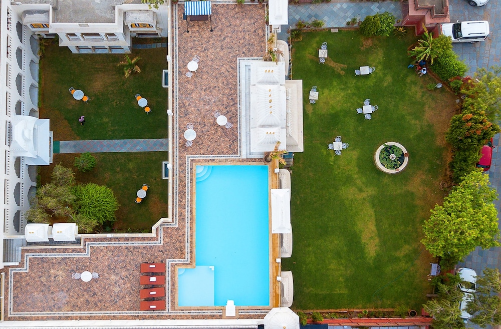 Rajasthan Palace Hotel 44/50