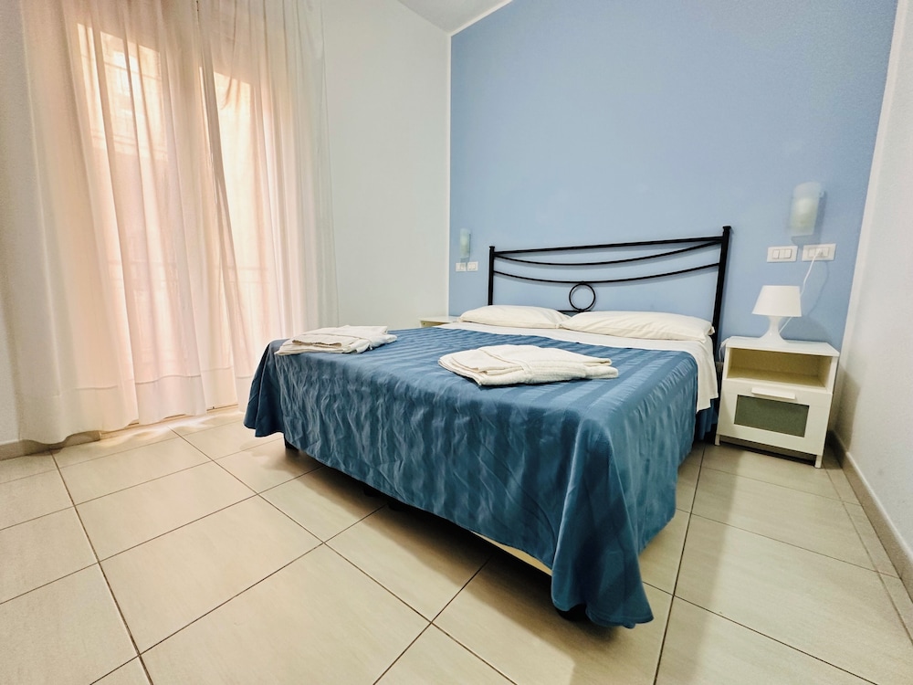 Maniel Beach Hotel 16/43