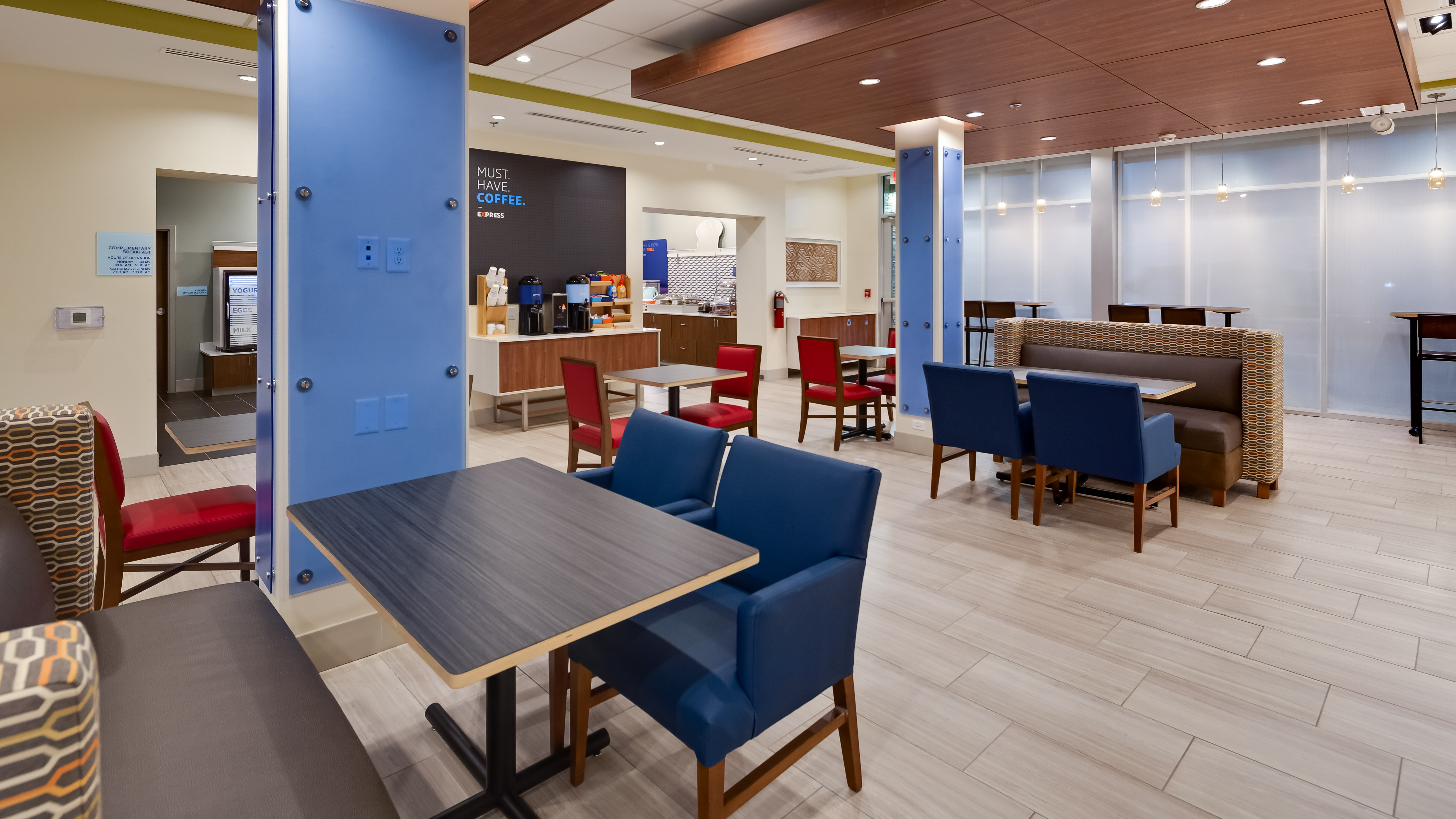 Holiday Inn Express Suites Latta 44/59