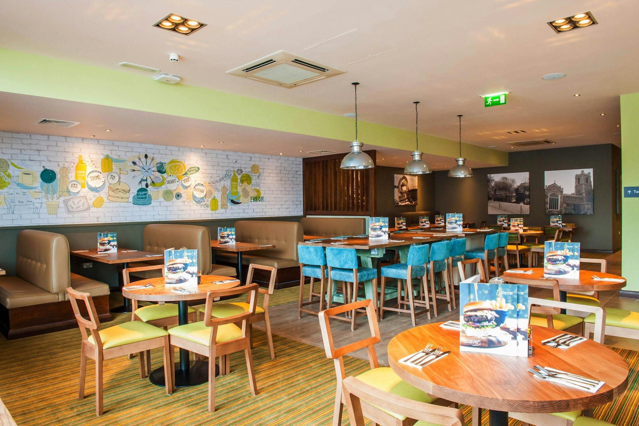 Premier Inn Luton Town Centre Hotel 17/24