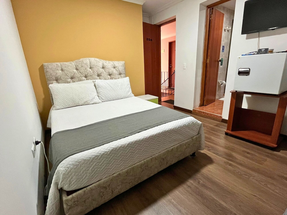 COMFORT, QUADRUPLE