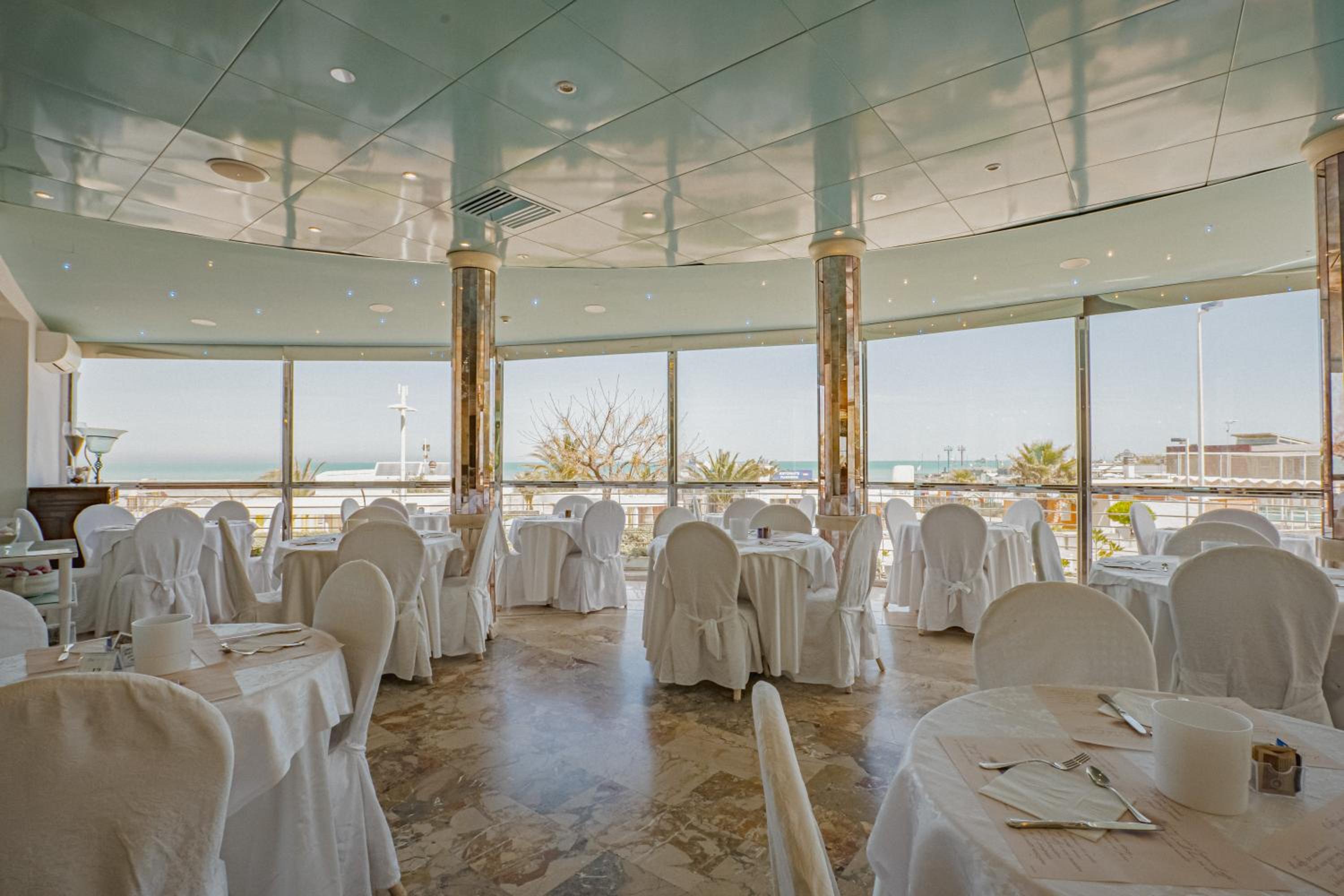 Des Nations Sul Mare Hotel 37/50