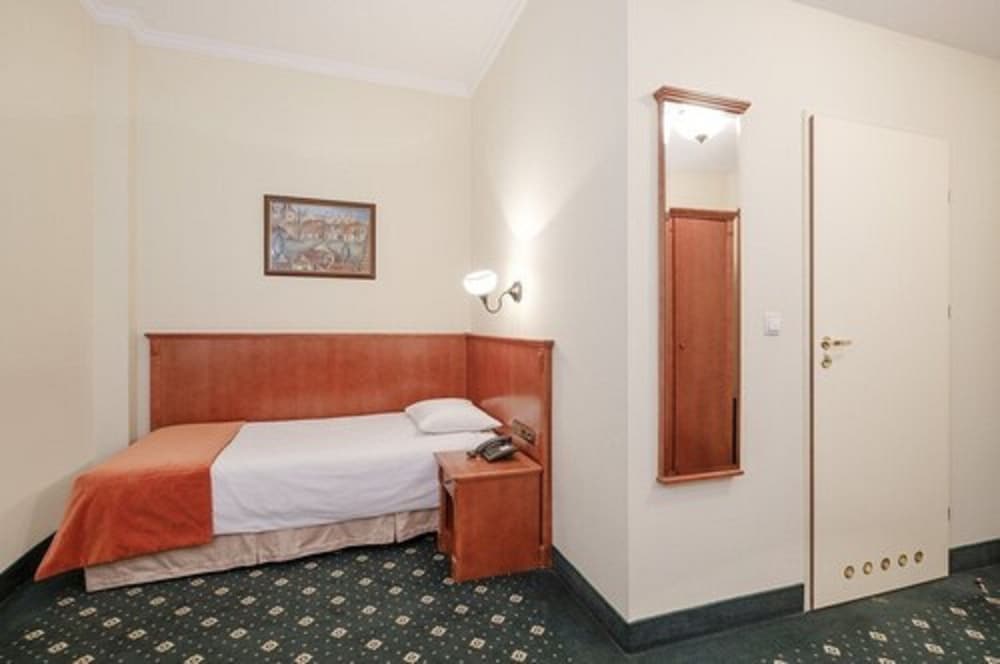 STANDARD, SINGLE, SINGLE BED