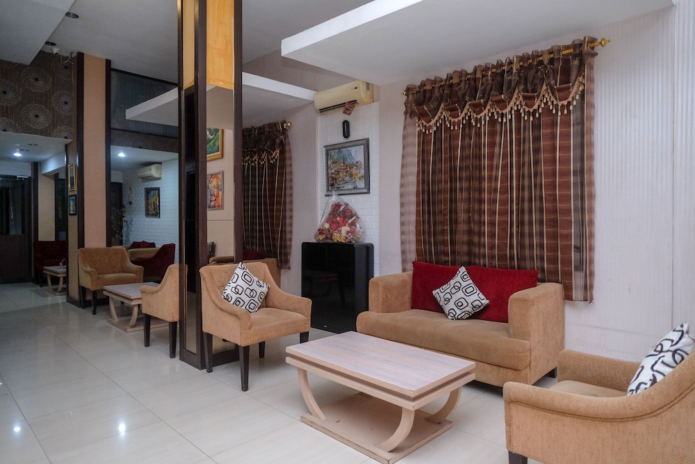 RedDoorz Plus Grand Populer Hotel (ex Nida Rooms Makassar Sulawesi) 26/33