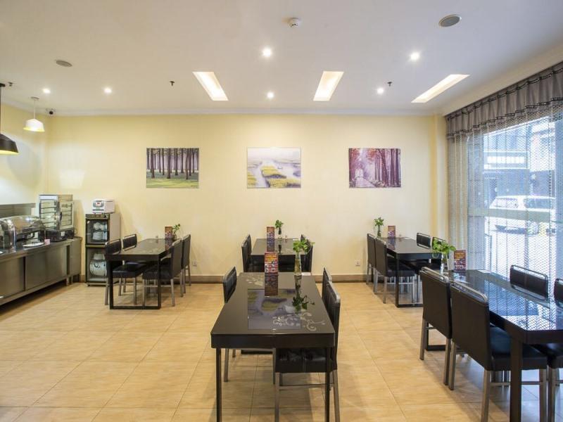 GreenTree Inn Taizhou XingHua Middle Yingwu Road Express Hotel 25/29