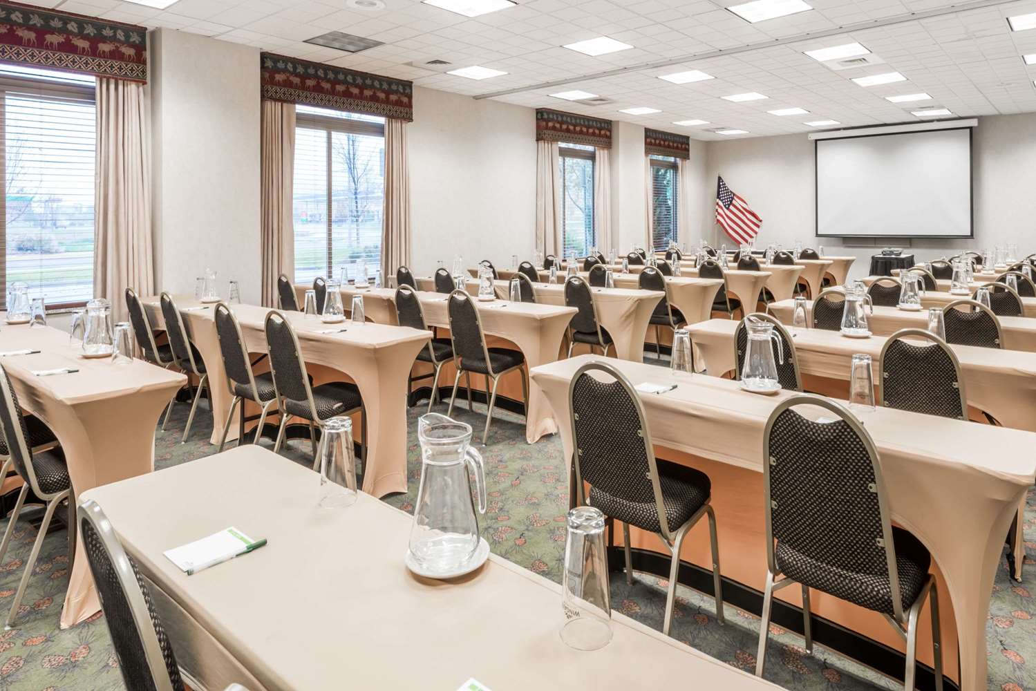 Fairfield Inn & Suites by Marriott Missoula 8/13