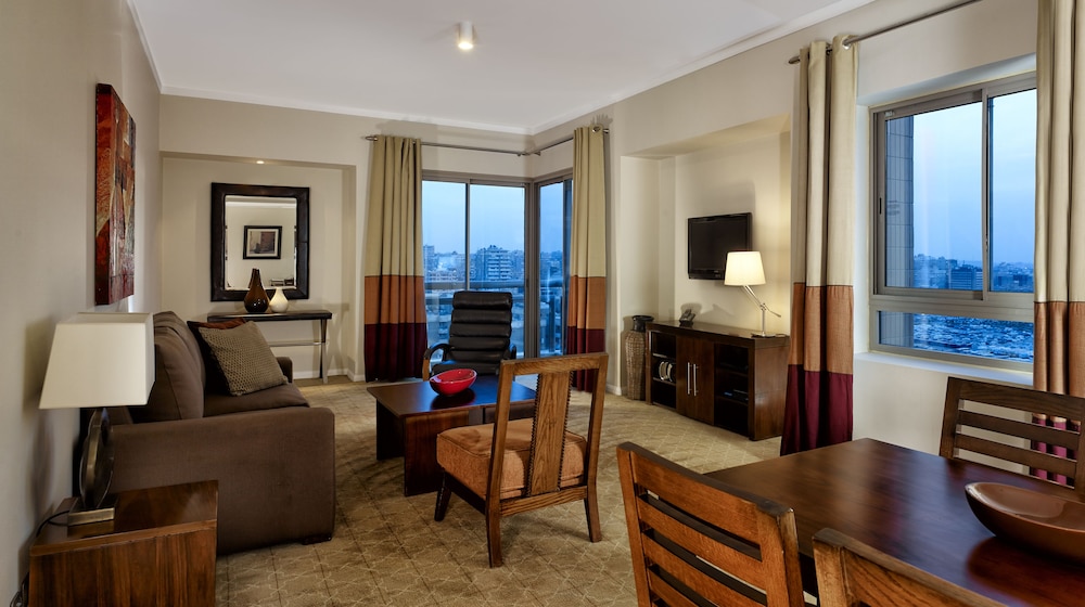Staybridge Cairo Citystars 36/79