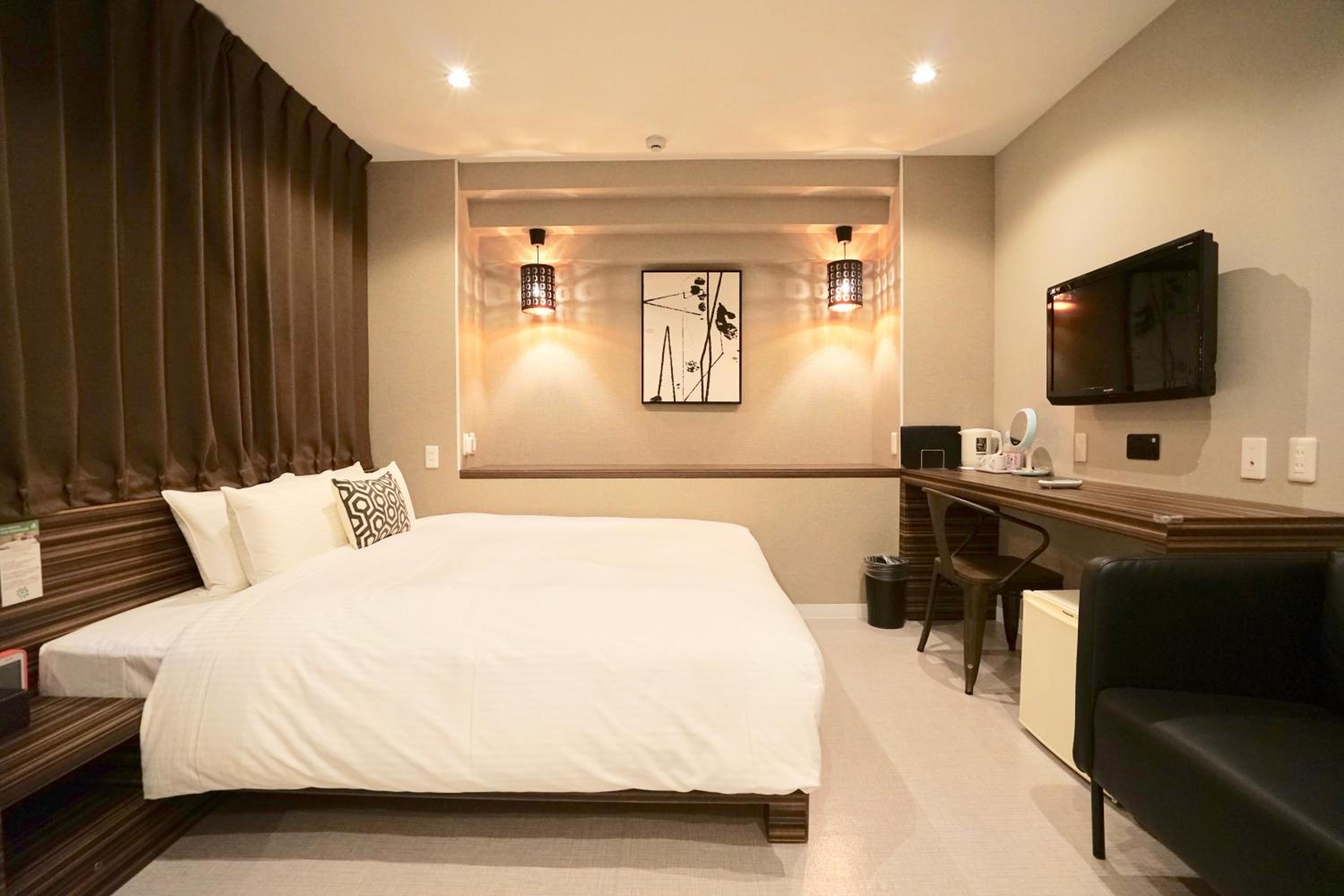 ROOM, DOUBLE BED, ANNEX