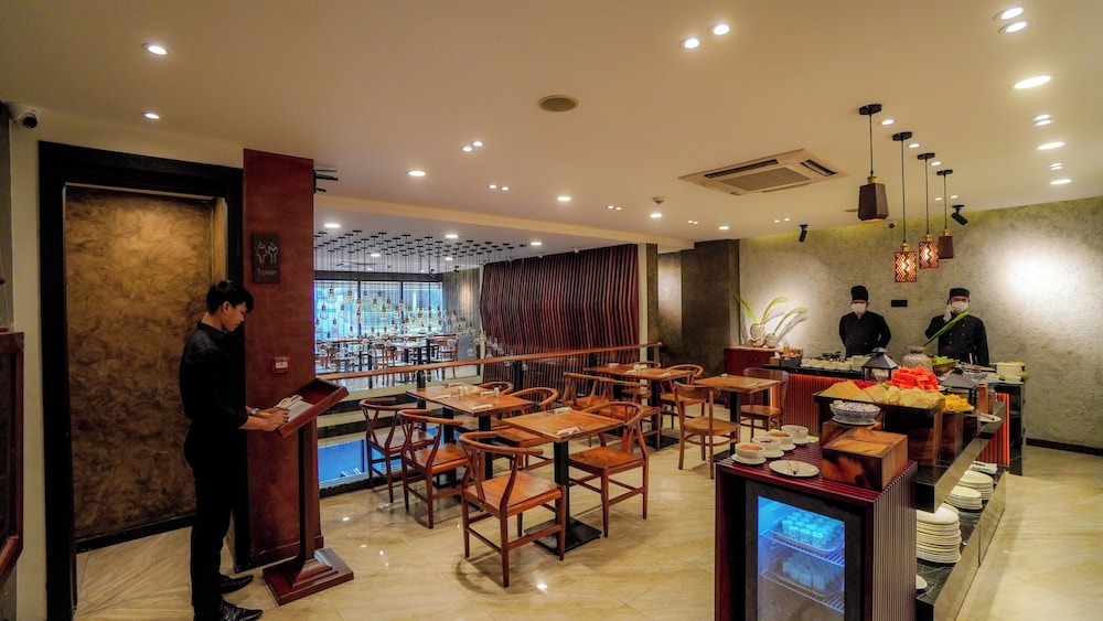 Sim Boutique Hotel 60/73