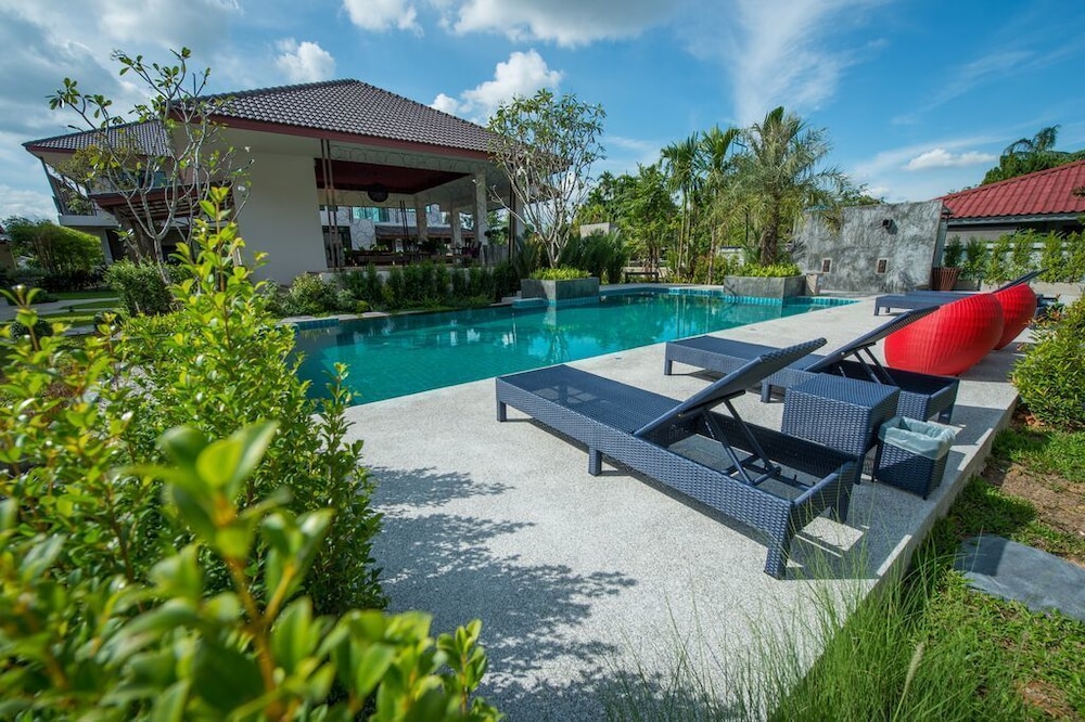 Maryo Resort Chiangrai 9/55