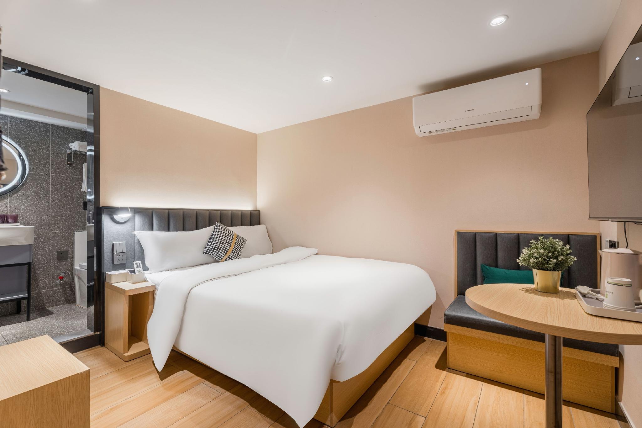 Elegant, Double Bed