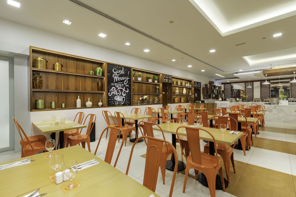 restaurant cafeteria