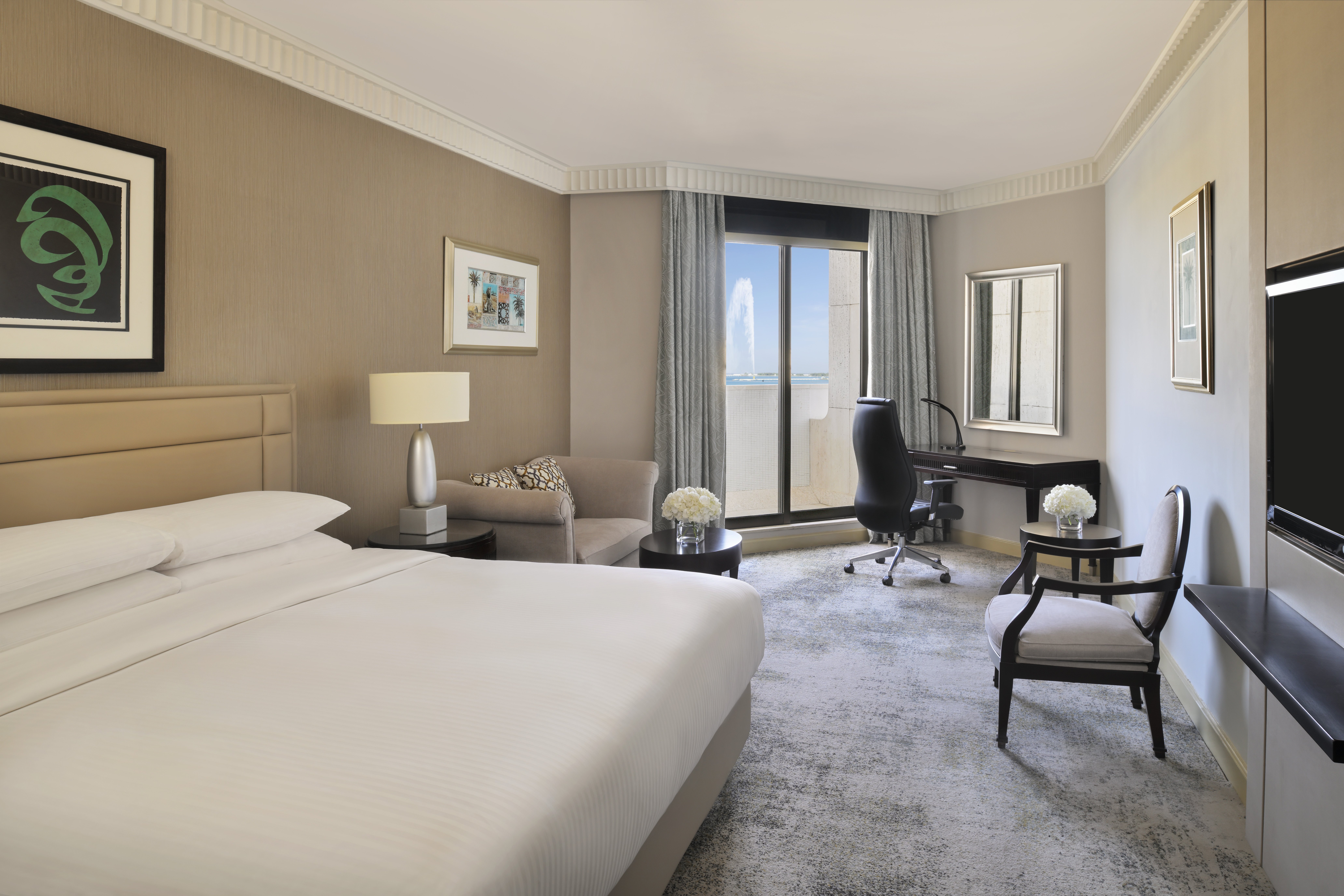 Premium, King Bed, Fountain View