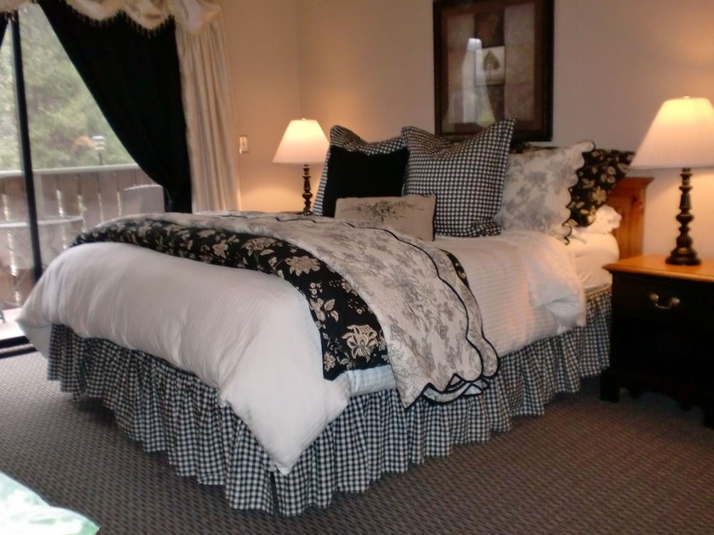 North Shore Inn 29/70