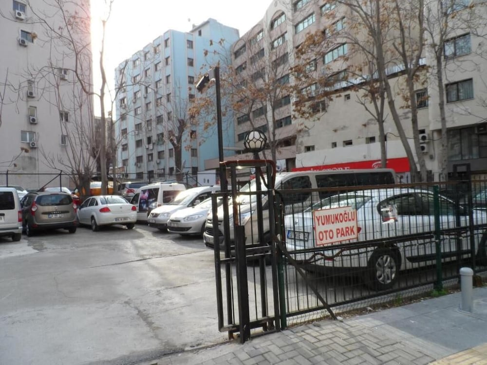 Yumukoglu Izmir 18/25