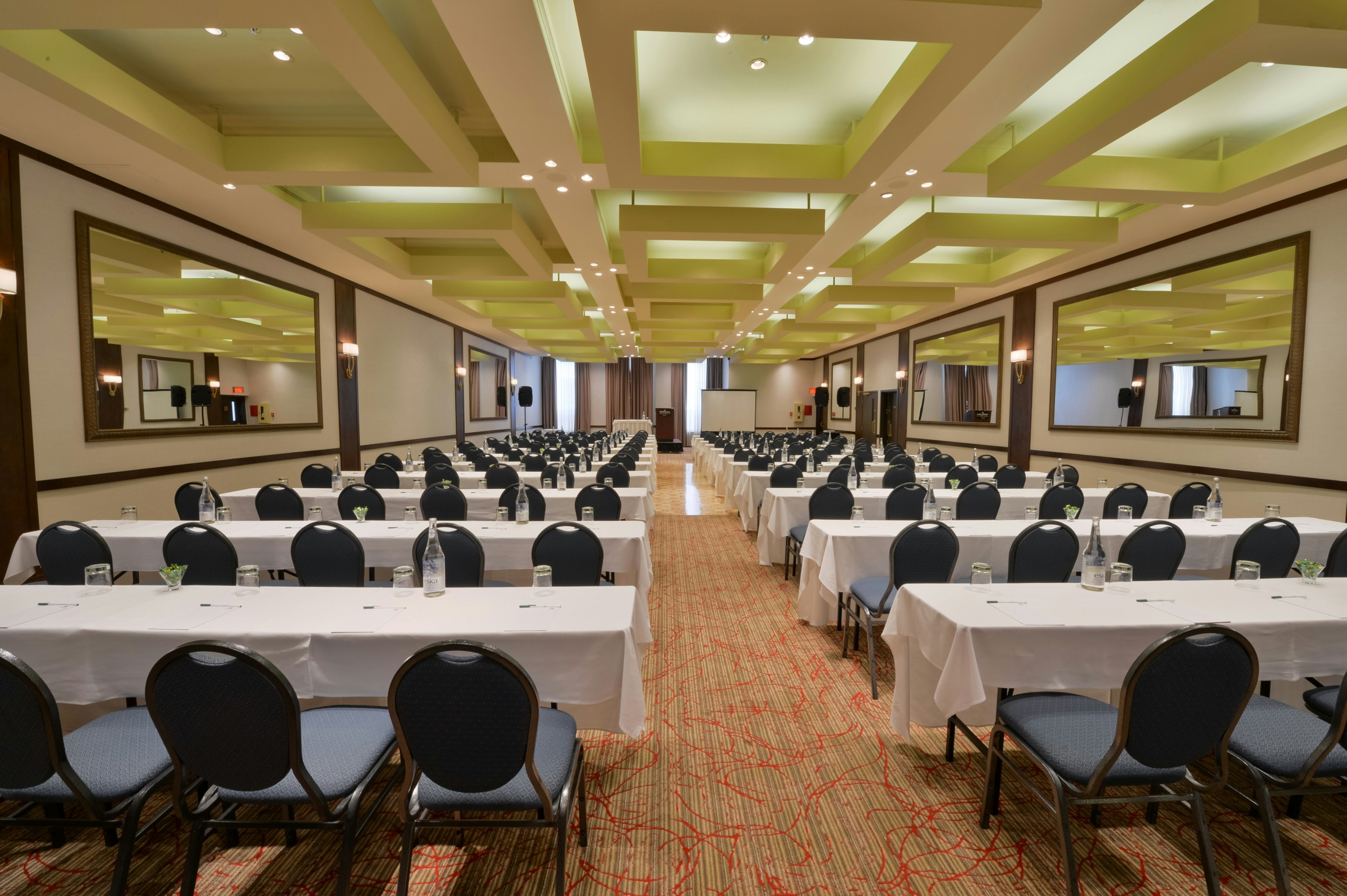 Holiday Inn Montreal Centre-Ville Downtown 57/70