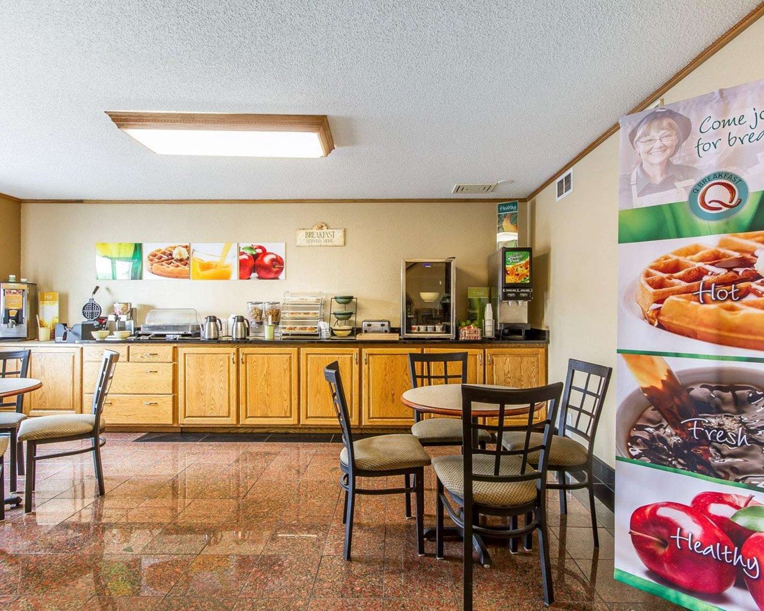 restaurant cafeteria