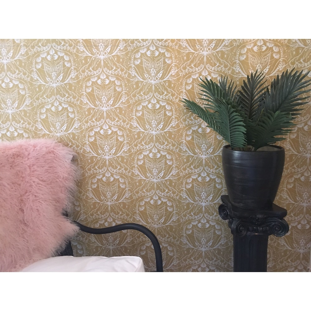 Morris Hotel 21/34