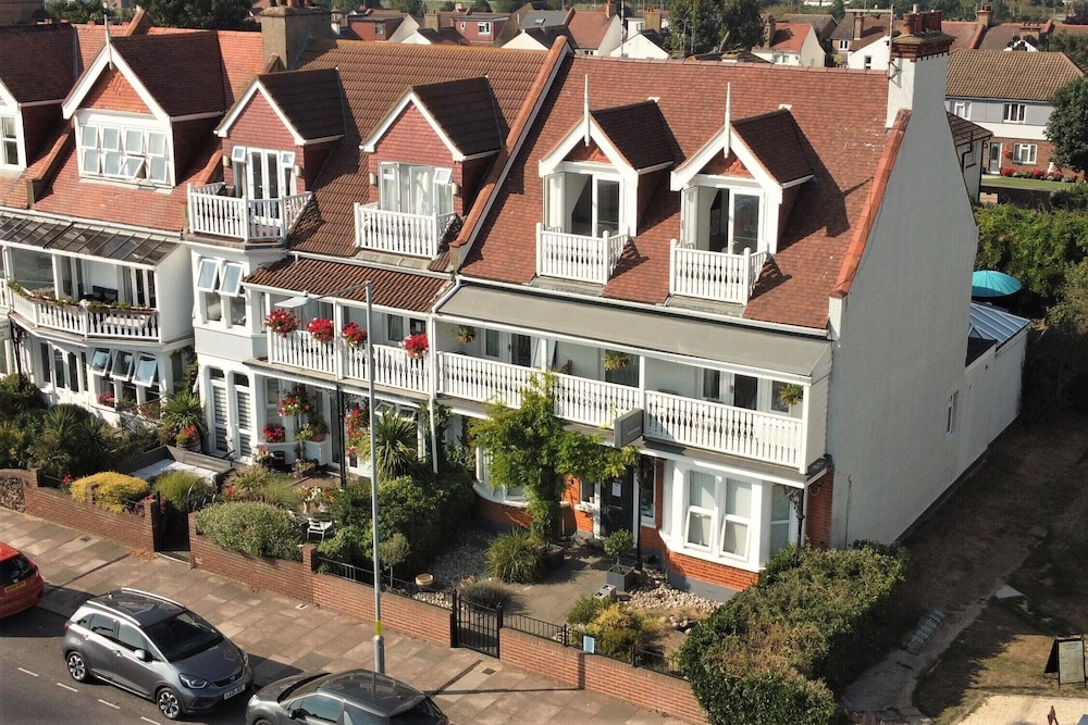 The Beaches Guest house - Adults Only 1/41
